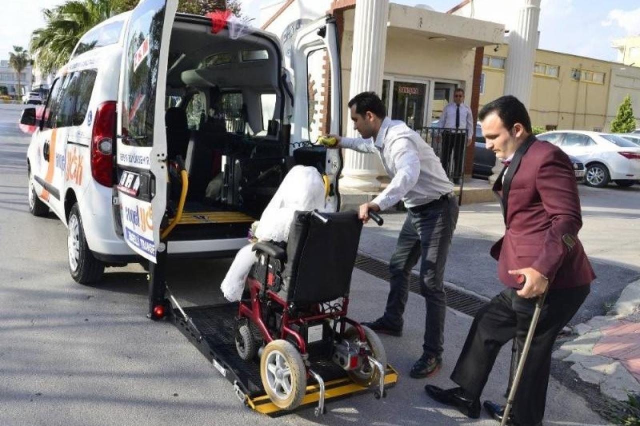 Engelli Transfer Aracıyla Mersin'de Engeller Kalkıyor...